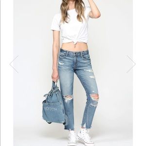Hidden jeans BAILEY
MEDIUM WASH SLIM BOYFRIEND